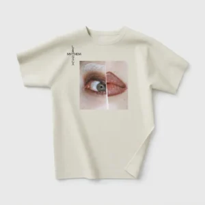 close up photo t shirt